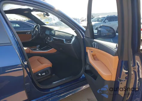 2023 BMW X5 Phev xDrive45E z USA, uszkodzony, nr VIN 5UXTA6C08P9P51229